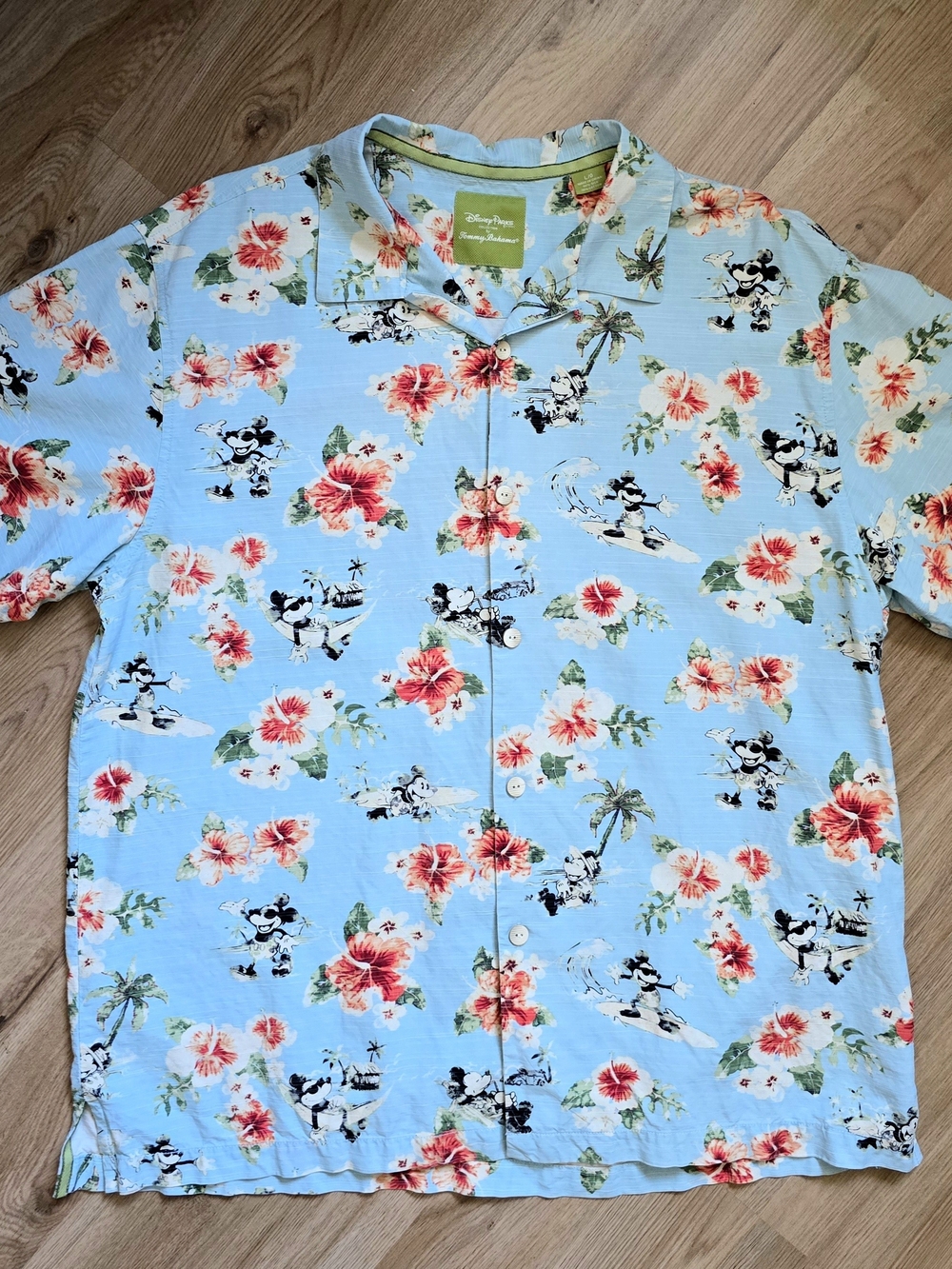 Disney Parks Collection Tommy Bahama Hawaiian Aloha Camp Shirt Mickey Mouse LG